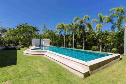 House in Hua Hin, Thailand 3 bedrooms № 180998 - photo 2