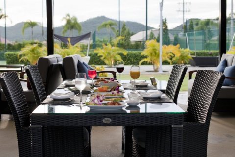 House in Hua Hin, Thailand 3 bedrooms № 180998 - photo 24