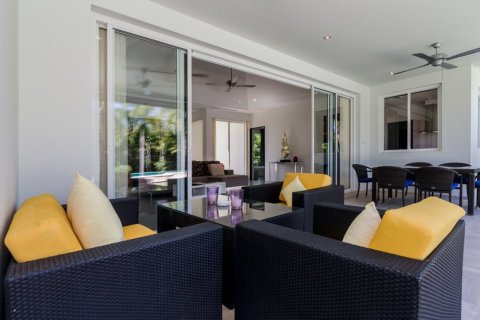 House in Hua Hin, Thailand 3 bedrooms № 180998 - photo 3