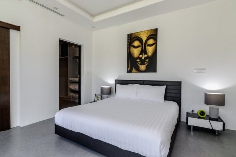 House in Hua Hin, Thailand 3 bedrooms № 180998 - photo 12