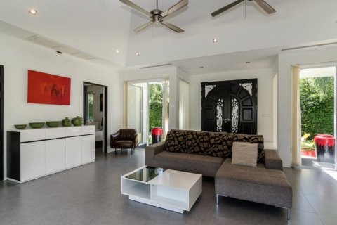 House in Hua Hin, Thailand 3 bedrooms № 180998 - photo 8