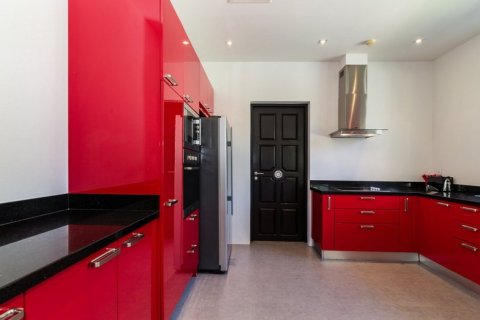 House in Hua Hin, Thailand 3 bedrooms № 180998 - photo 10