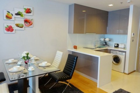 Condo in Bangkok, Thailand, 2 bedrooms  № 181001 - photo 4