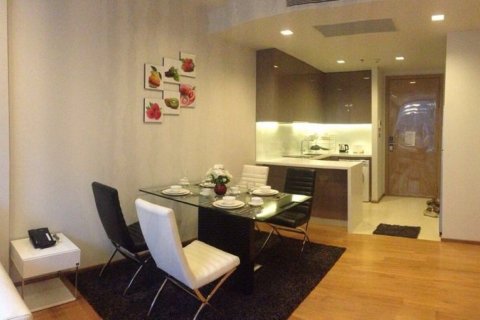 Condo in Bangkok, Thailand, 2 bedrooms  № 181001 - photo 8