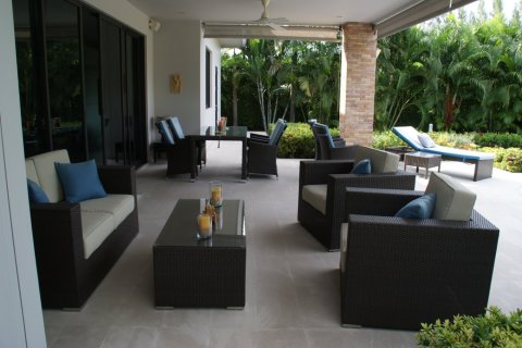 House in Hua Hin, Thailand 3 bedrooms № 180999 - photo 17