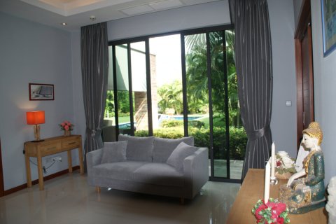 House in Hua Hin, Thailand 3 bedrooms № 180999 - photo 15