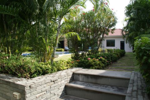 House in Hua Hin, Thailand 3 bedrooms № 180999 - photo 21