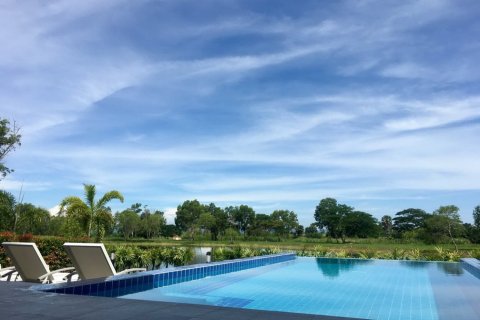 House in Hua Hin, Thailand 4 bedrooms № 181000 - photo 13