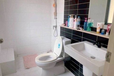 Townhouse in Bang Khae, Bangkok, Thailand 3 bedrooms № 163029 - photo 9