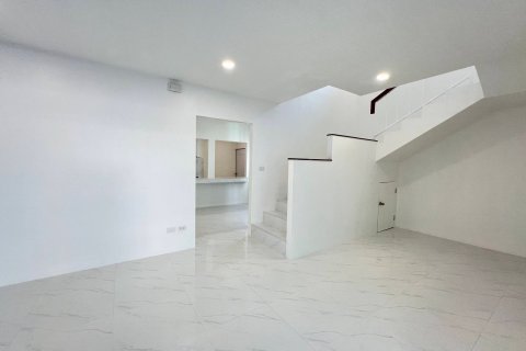 Дом в Пхукете, Таиланд с 3 спальнями  № 163024 - фото 2