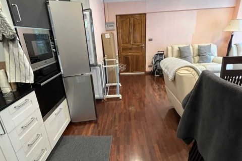 Кондоминиум с 2 спальнями в Бангне, Бангкок, Таиланд № 167781 - фото 3