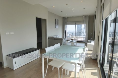 Кондоминиум с 1 спальней в Бангкоке, Таиланд № 143916 - фото 2