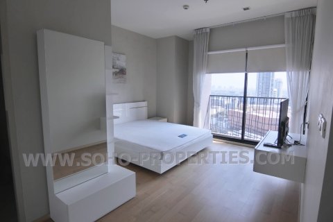 Кондоминиум с 1 спальней в Бангкоке, Таиланд № 143916 - фото 6