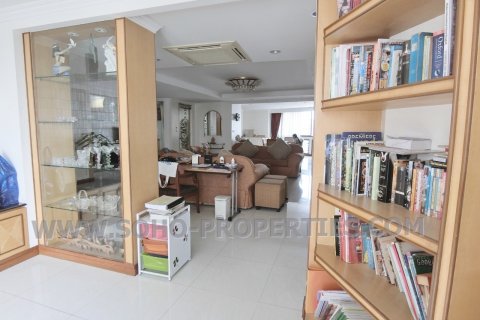 Condo à Bangkok, Thaïlande, 3 chambres  № 143911 - photo 4