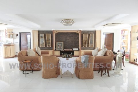 Condo à Bangkok, Thaïlande, 3 chambres  № 143911 - photo 2