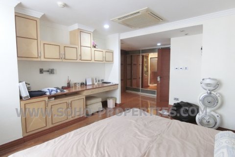 Condo à Bangkok, Thaïlande, 3 chambres  № 143911 - photo 14