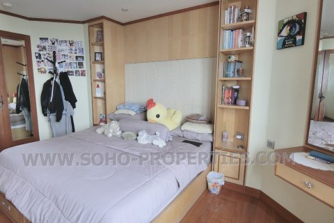 Condo à Bangkok, Thaïlande, 3 chambres  № 143911 - photo 12