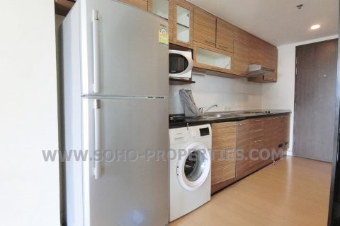 Студия в кондо в Бангкоке, Таиланд № 143910 - фото 6