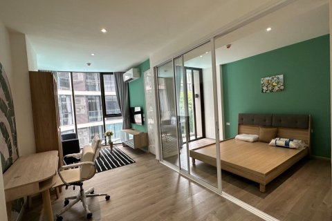 Condo in Khlong Toei, Bangkok, Thailand, 1 bedroom  № 172560