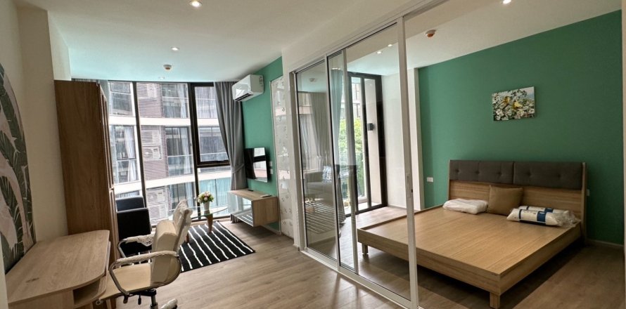 Condo in Khlong Toei, Bangkok, Thailand, 1 bedroom  № 172560