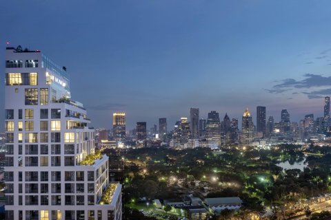 Кондоминиум с 3 спальнями в Бангкоке, Таиланд № 172564 - фото 1
