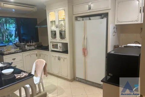 Duplex in Watthana, Bangkok, Thailand 3 Schlafzimmer № 215732 - Foto 8