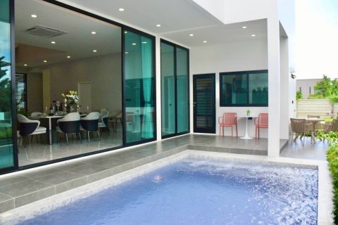 Вилла в Паттайе, Таиланд с 4 спальнями № 170043 - фото 13