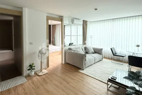 Condo in Patong, Thailand, 1 bedroom  № 209590 - photo 4
