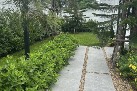 Villa in Phuket, Thailand 3 bedrooms № 160729 - photo 17