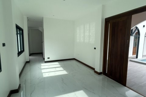 Villa in Phuket, Thailand 3 bedrooms № 160729 - photo 29