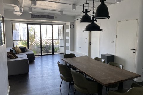 Кондоминиум с 3 спальнями в Ваттхане, Бангкок, Таиланд № 160728 - фото 3