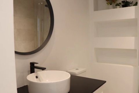 Кондоминиум с 3 спальнями в Ваттхане, Бангкок, Таиланд № 160728 - фото 16