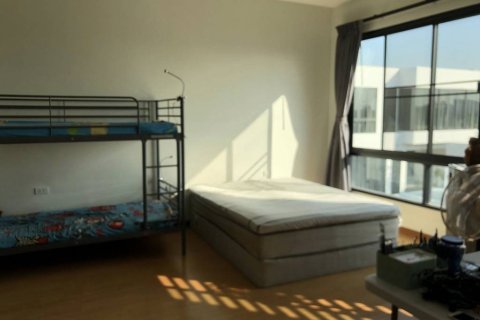 Таунхаус в Бангкоке, Таиланд с 4 спальнями  № 173012 - фото 9