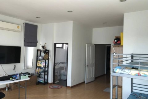 Таунхаус в Бангкоке, Таиланд с 4 спальнями  № 173012 - фото 5