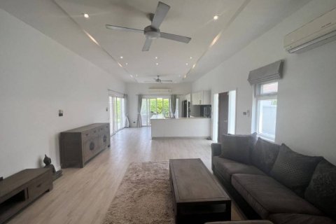 Villa in Hua Hin, Thailand 3 bedrooms № 173017 - photo 9