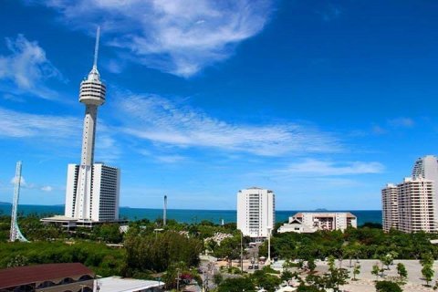 Condo in Pattaya, Thailand, 1 bedroom № 205351 - photo 2