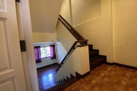 Townhouse in Khlong Toei, Bangkok, Thailand 4 bedrooms № 140159 - photo 24