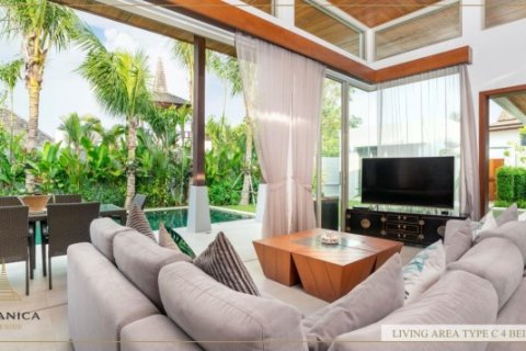 Villa on Layan Beach, Thailand 4 bedrooms № 191207