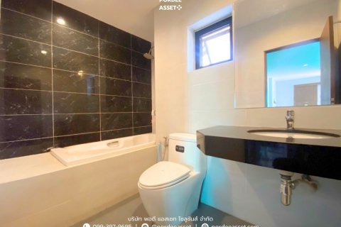 House in Rangsit, Thailand 6 bedrooms № 163142 - photo 23