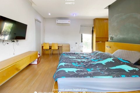 House in Rangsit, Thailand 6 bedrooms № 163142 - photo 20