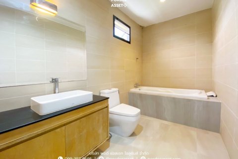 House in Rangsit, Thailand 6 bedrooms № 163142 - photo 21