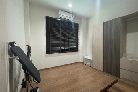 Condo à Saphan Sung, Bangkok, Thaïlande, 3 chambres  № 163141 - photo 9