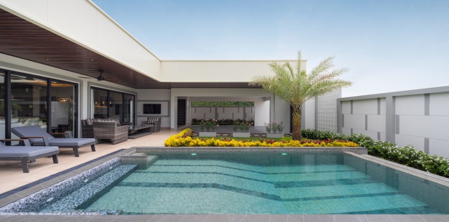Villa in Bang Lamung, Thailand 5 Schlafzimmer № 222396