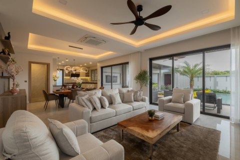 Villa in Bang Lamung, Thailand 5 Schlafzimmer № 222396 - Foto 5