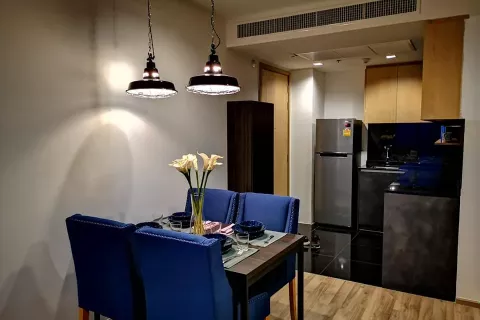 Кондоминиум с 2 спальнями в Чатучаке, Бангкок, Таиланд № 139229 - фото 6