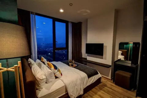 Кондоминиум с 2 спальнями в Чатучаке, Бангкок, Таиланд № 139229 - фото 8