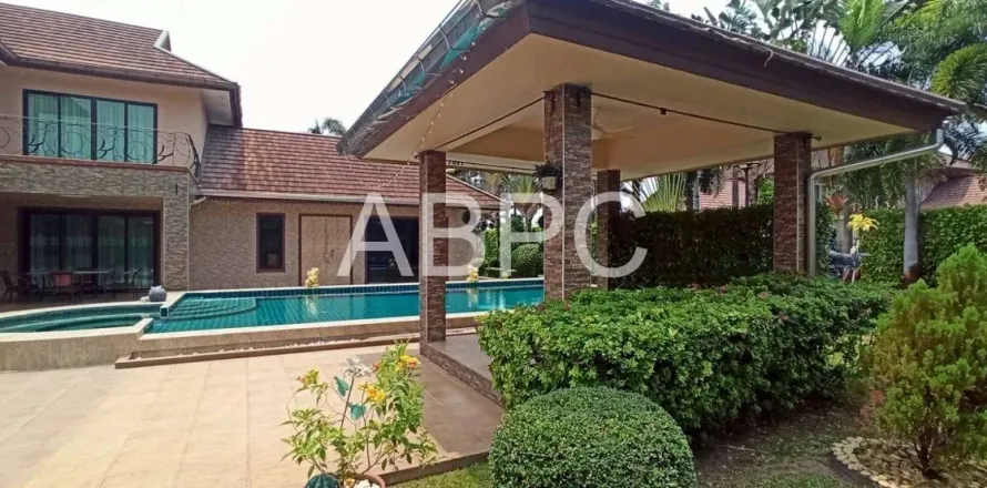 Casa de 5 dormitorios en Jomtien Beach, Pattaya, Tailandia № 211857