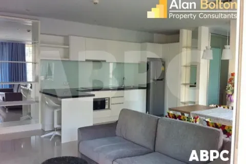Condominio de 2 dormitorios en Jomtien Beach, Pattaya, Tailandia № 211855 - foto 3