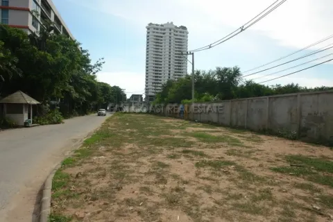 Terreno en Pattaya, Tailandia № 213531 - foto 11