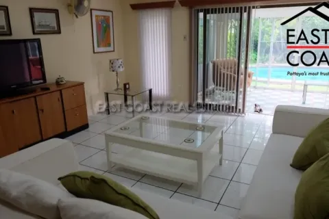 Casa de 3 dormitorios en Pattaya, Tailandia № 213535 - foto 8